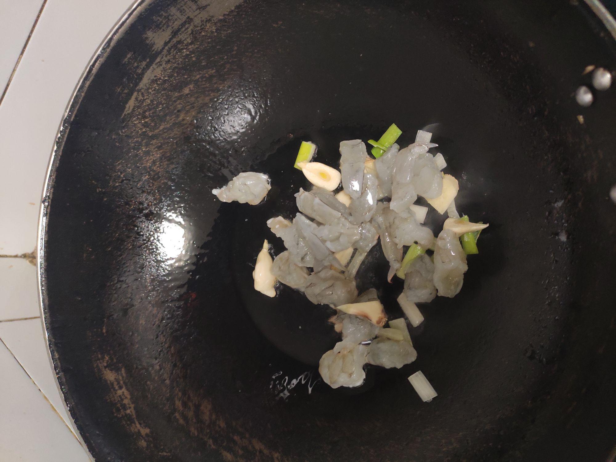 芹菜蝦仁的做法-咸鮮味炒菜譜