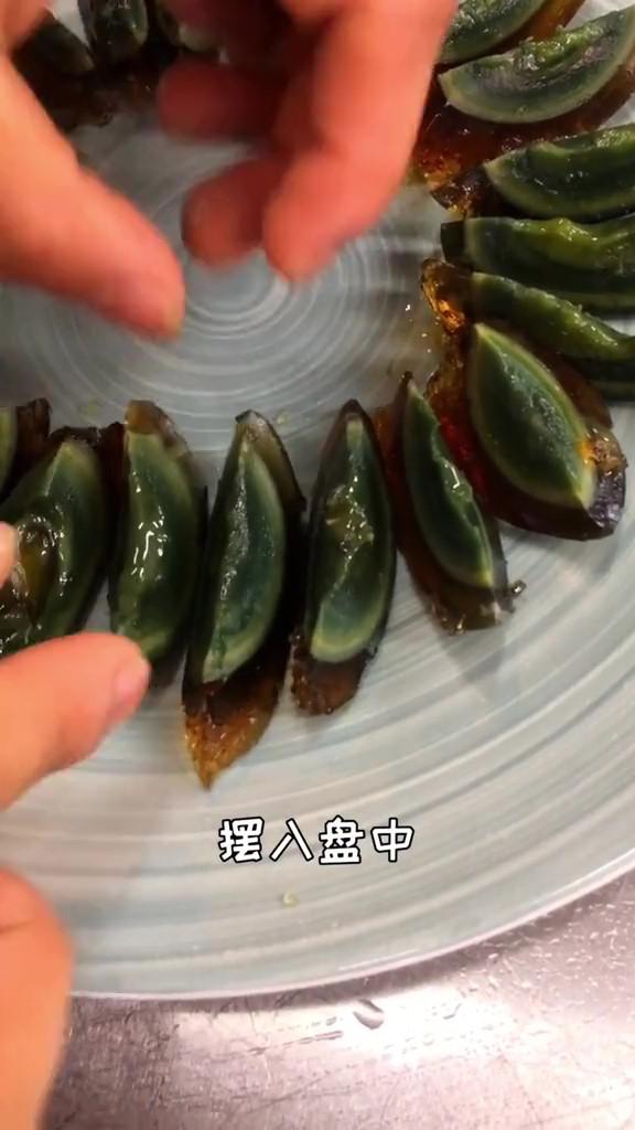 年夜飯菜之涼拌皮蛋的做法-家常味拌菜譜