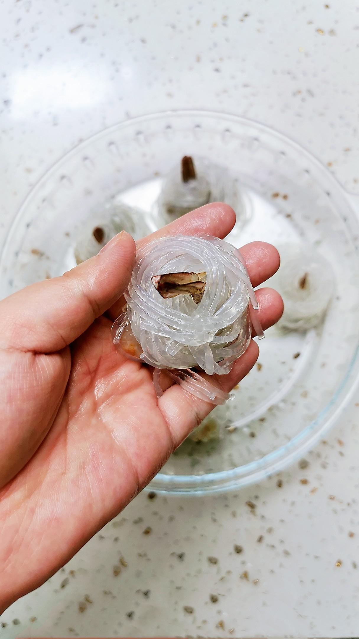 蒜蓉粉絲蒸蝦的做法-香辣味蒸菜譜