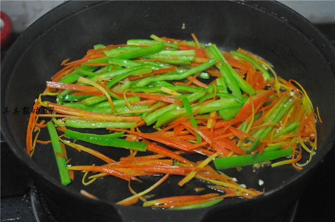 素炒油條的做法-家常味炒菜譜