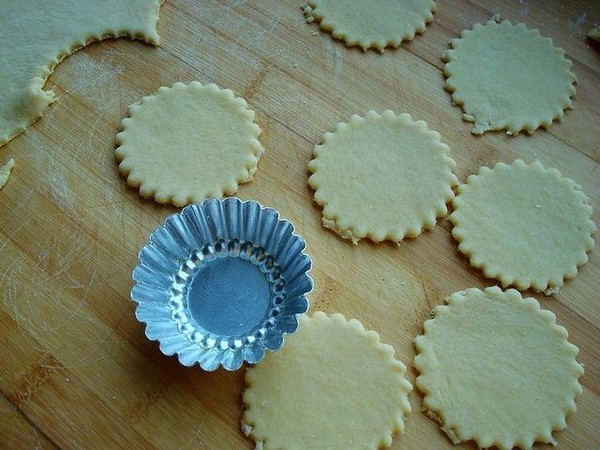 炸油角的做法-甜味炸菜譜