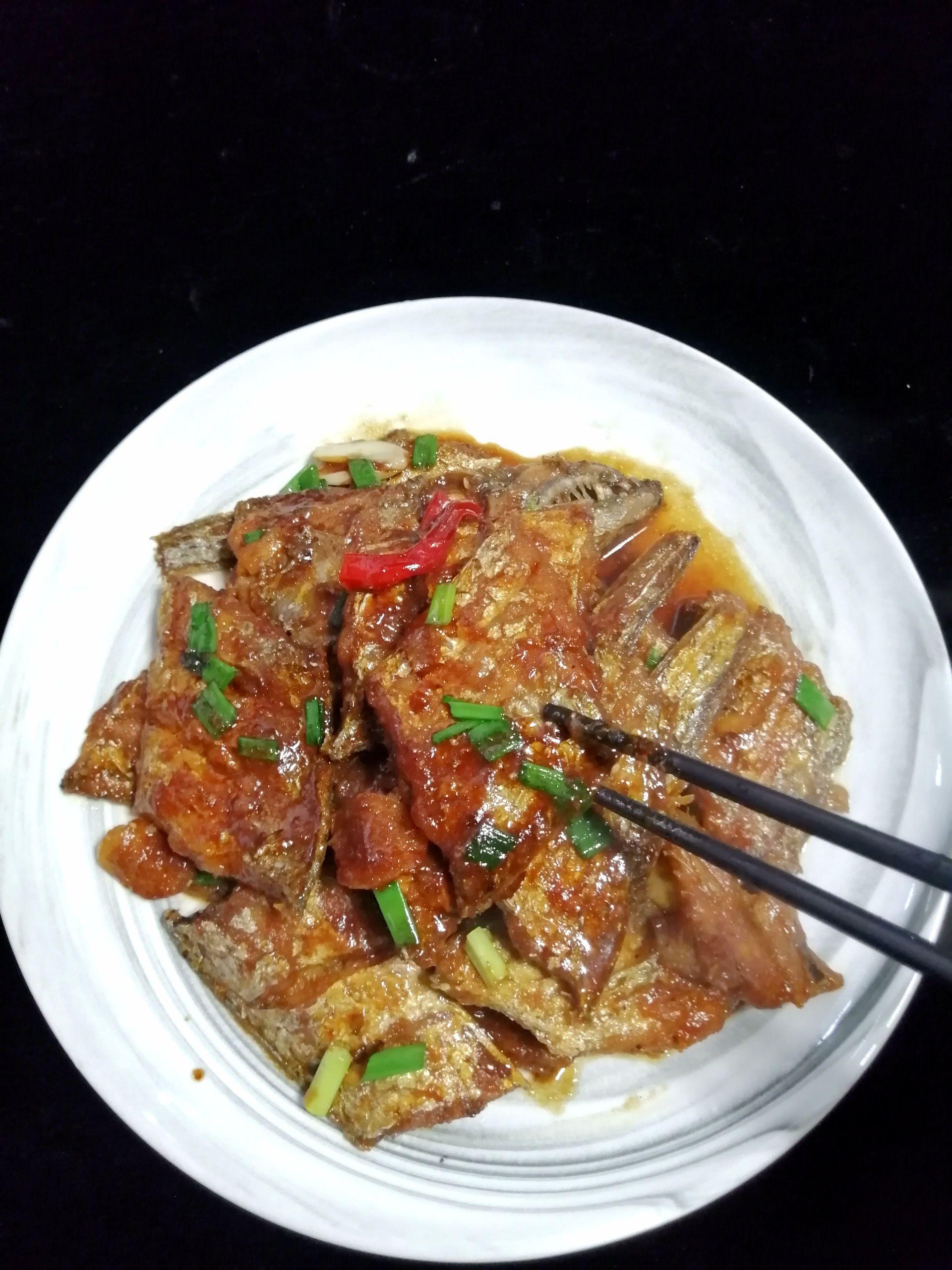 紅燒帶魚段的做法-咸鮮味燒菜譜