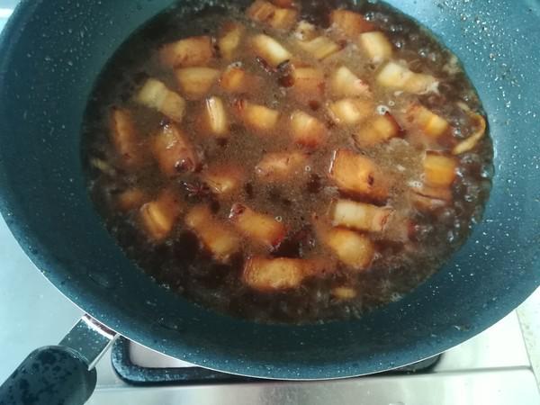 板栗紅燒肉的做法-家常味燉菜譜