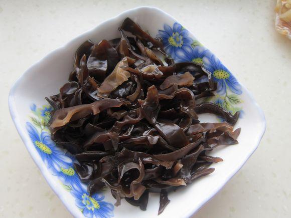 金針菇黑木耳炒肉絲的做法-咸鮮味炒菜譜