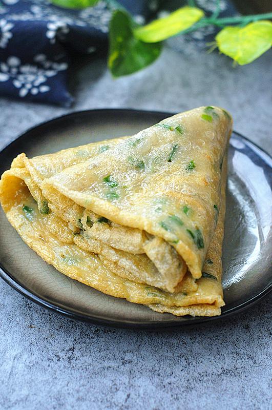 紅薯粉雞蛋餅的做法-家常味煎菜譜