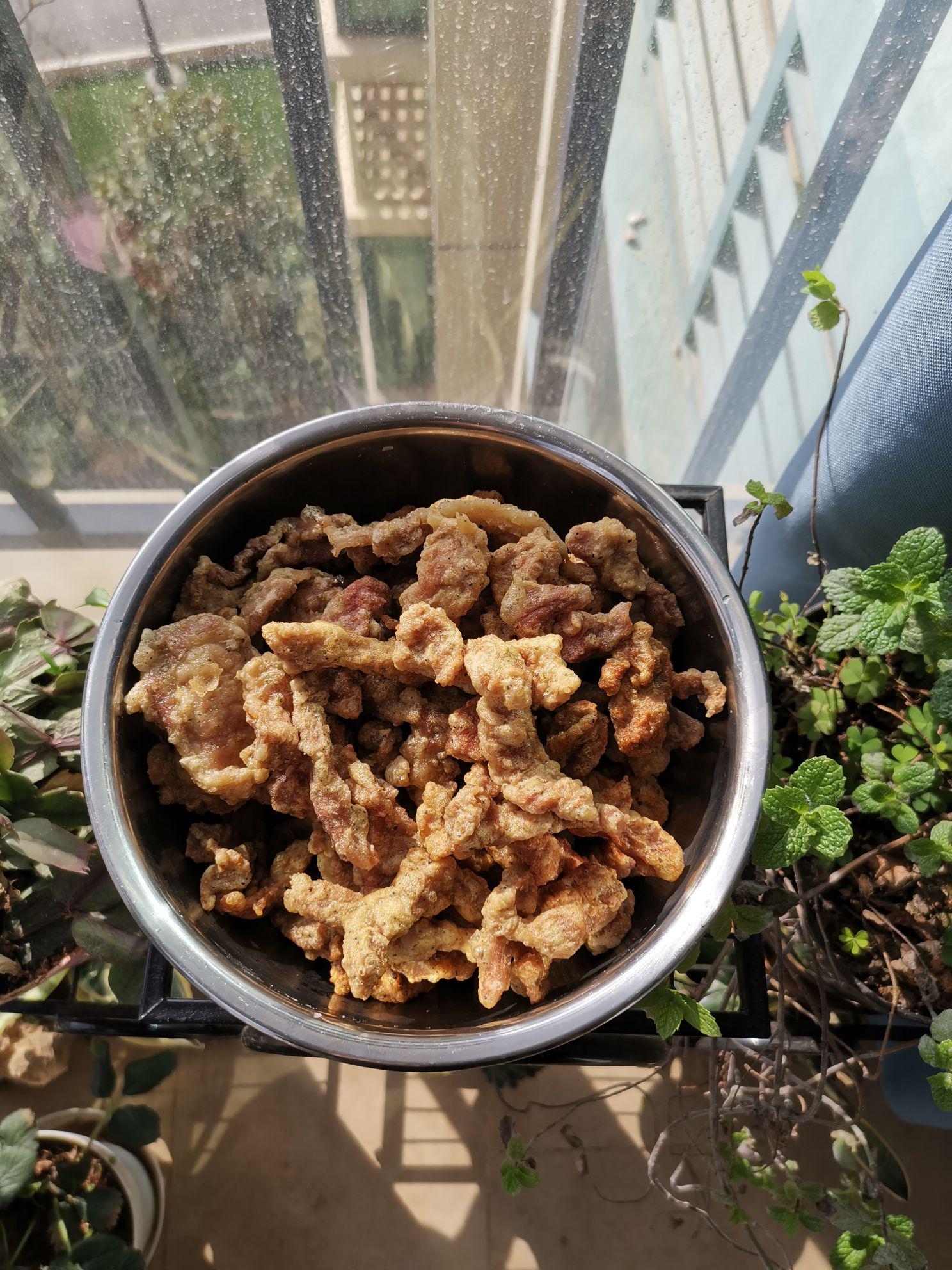 炸酥肉的做法-家常味炸菜譜