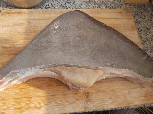 香酥老板魚的做法-家常味炸菜譜