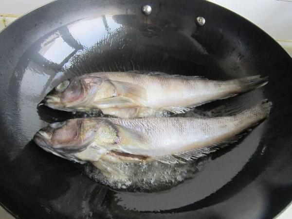 五道黑燜花卷的做法-家常味燜菜譜