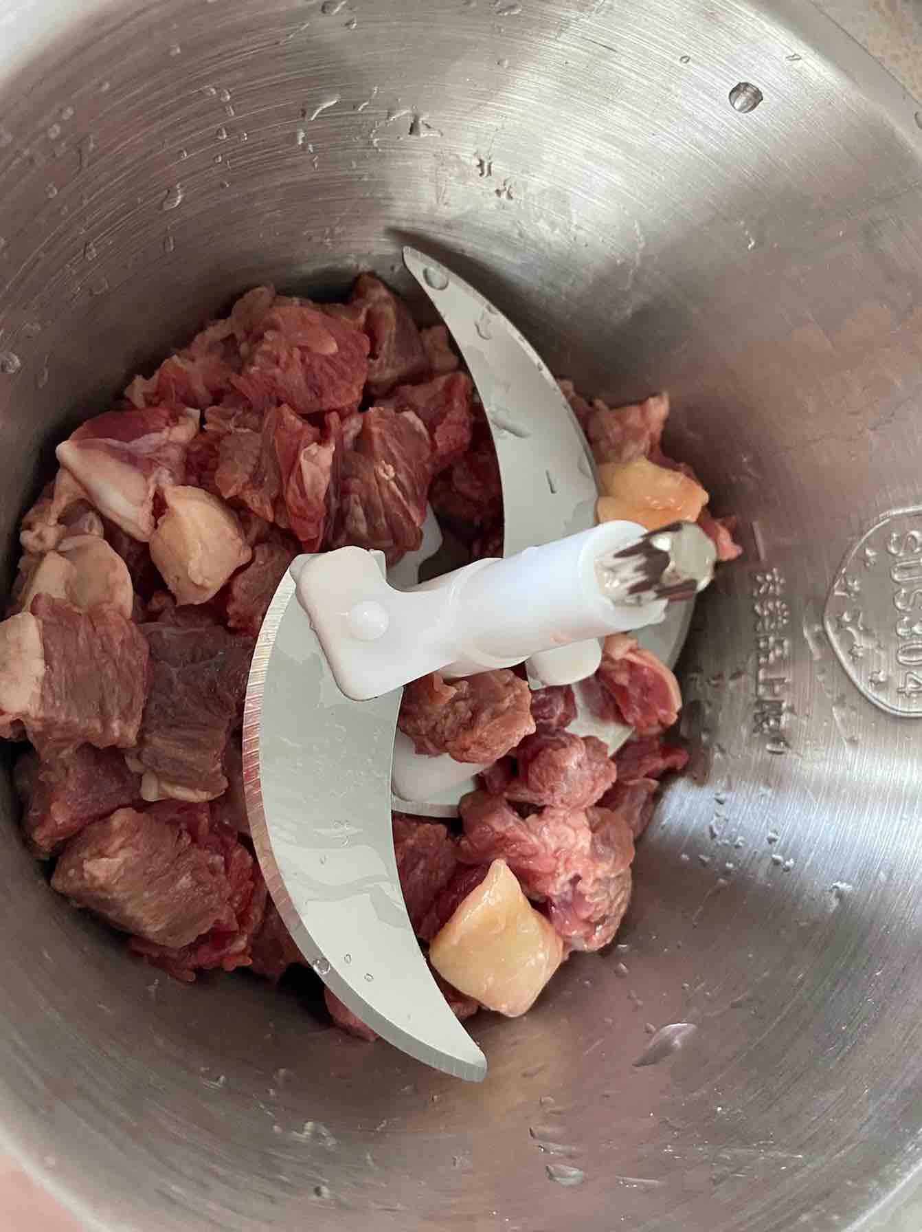 牛肉丸子湯的做法-咸鮮味煮菜譜