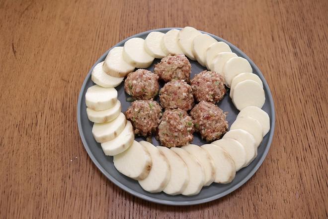 蒸蒸日上——蒸山藥肉丸的做法-家常味蒸菜譜