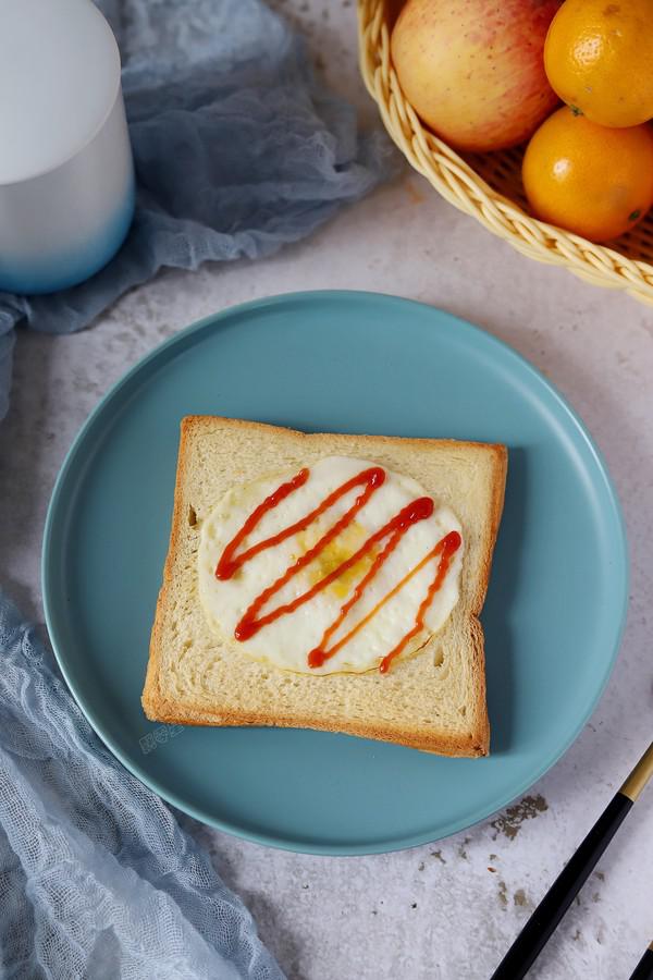 荷包蛋吐司的做法-家常味炸菜譜-易網健康養(yǎng)生網 荷包蛋吐司的做法-家常味炸菜譜