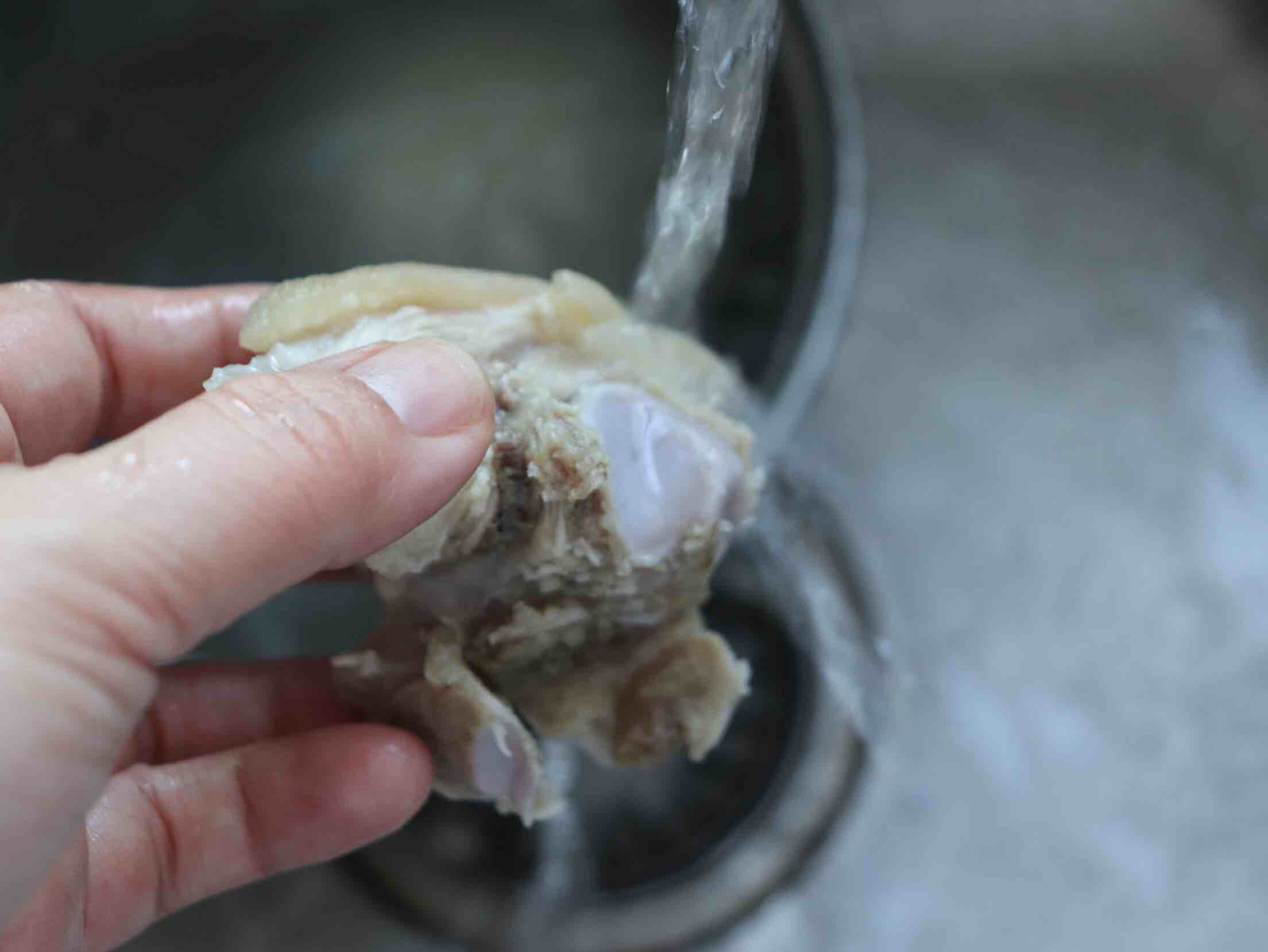 簡單易學的美味紅燒豬蹄的做法-家常味燒菜譜-易網健康養(yǎng)生網 簡單易學的美味紅燒豬蹄的做法-家常味燒菜譜