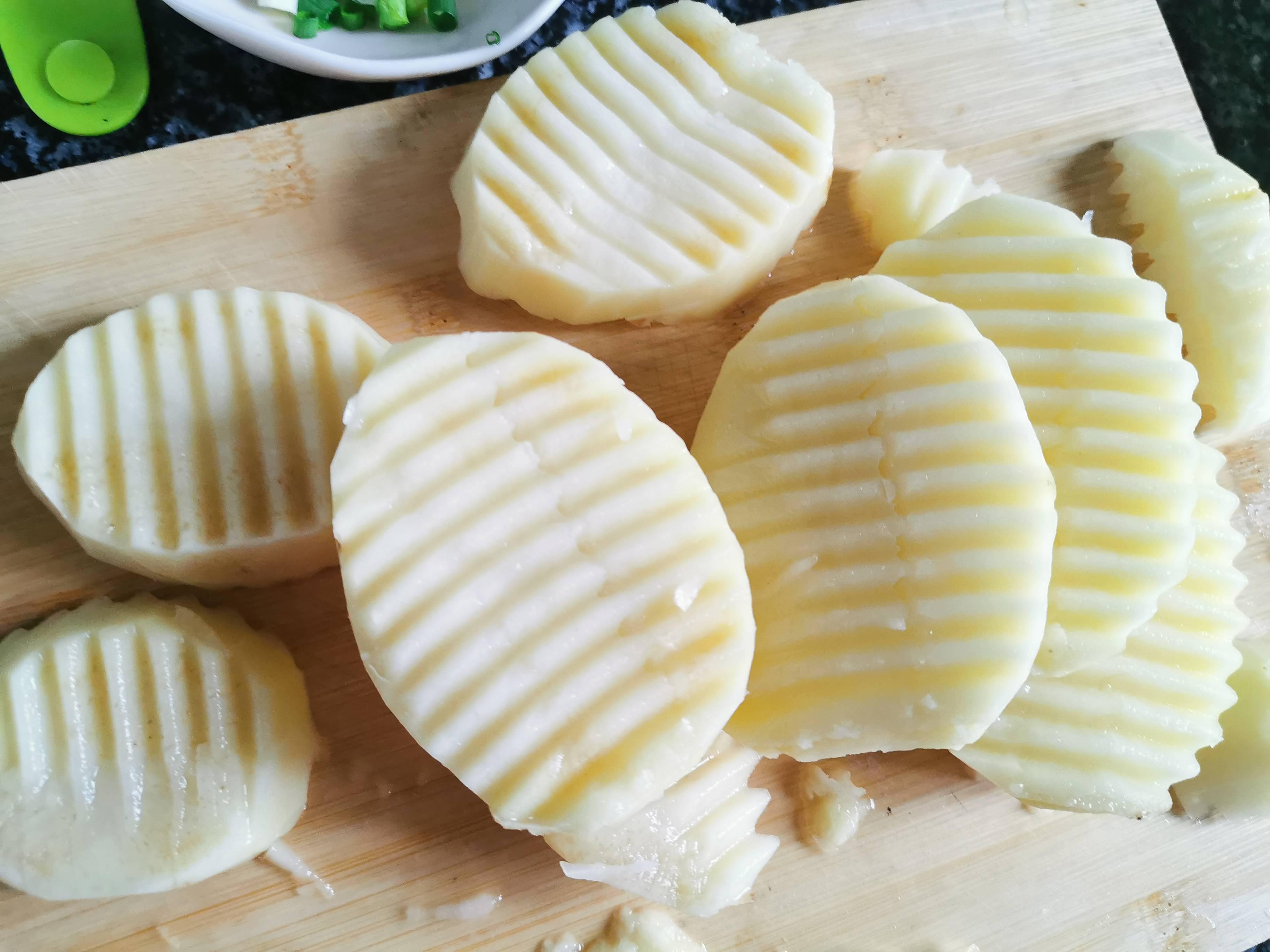 烤薯?xiàng)l的做法-家常味烤菜譜