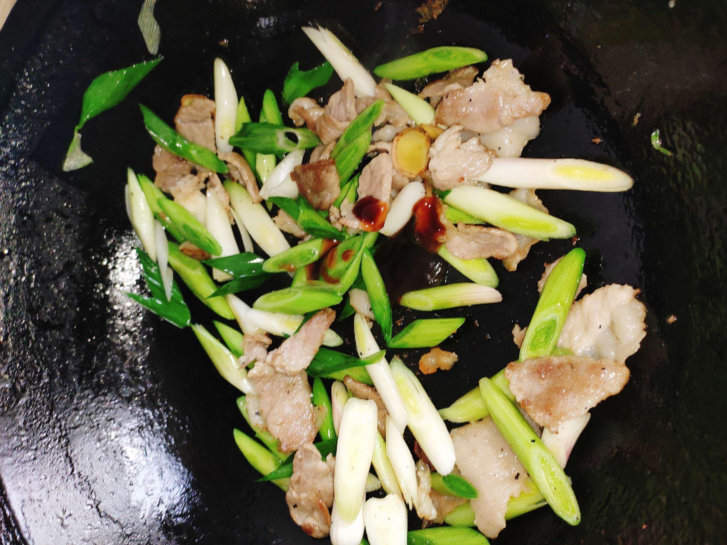 大蒜苗炒肉的做法-咸鮮味炒菜譜