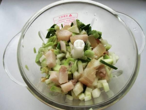 臘肉蘿卜餡餅的做法-家常味煎菜譜