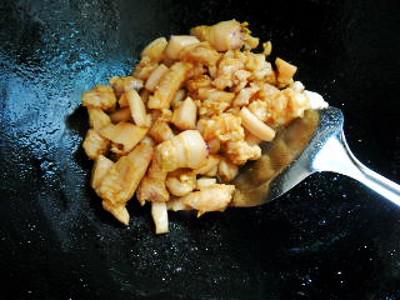 梅菜芋頭紅燒肉的做法-咸鮮味燒菜譜-易網健康養生網 梅菜芋頭紅燒肉的做法-咸鮮味燒菜譜