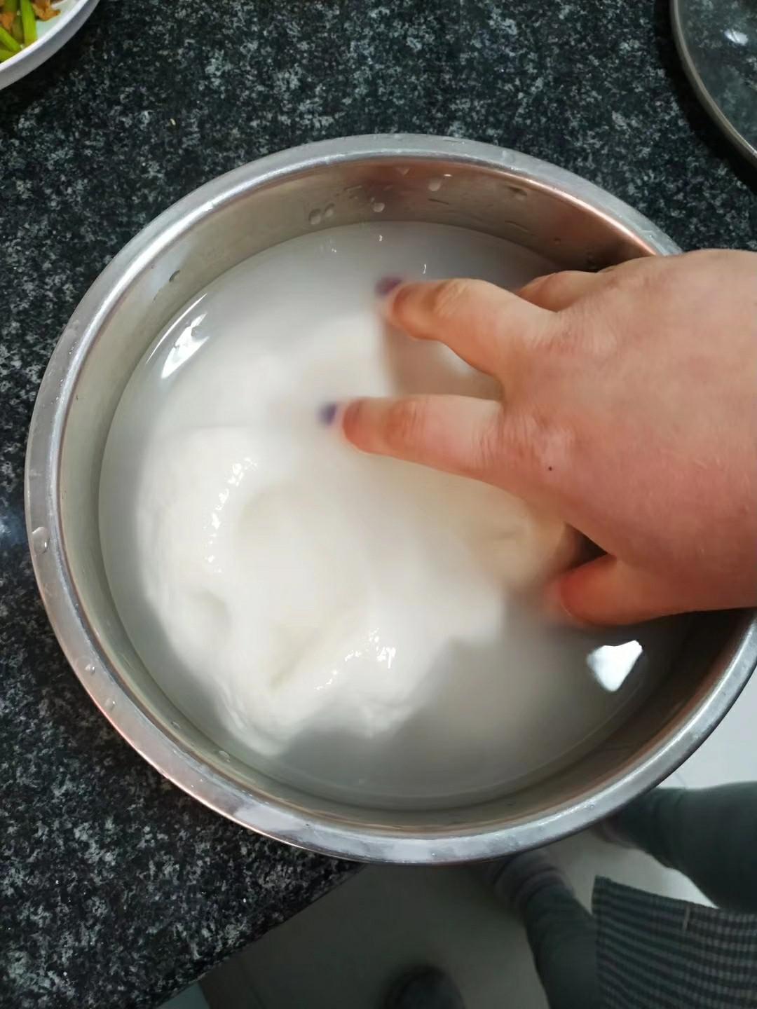 自制涼皮的做法-酸辣味拌菜譜