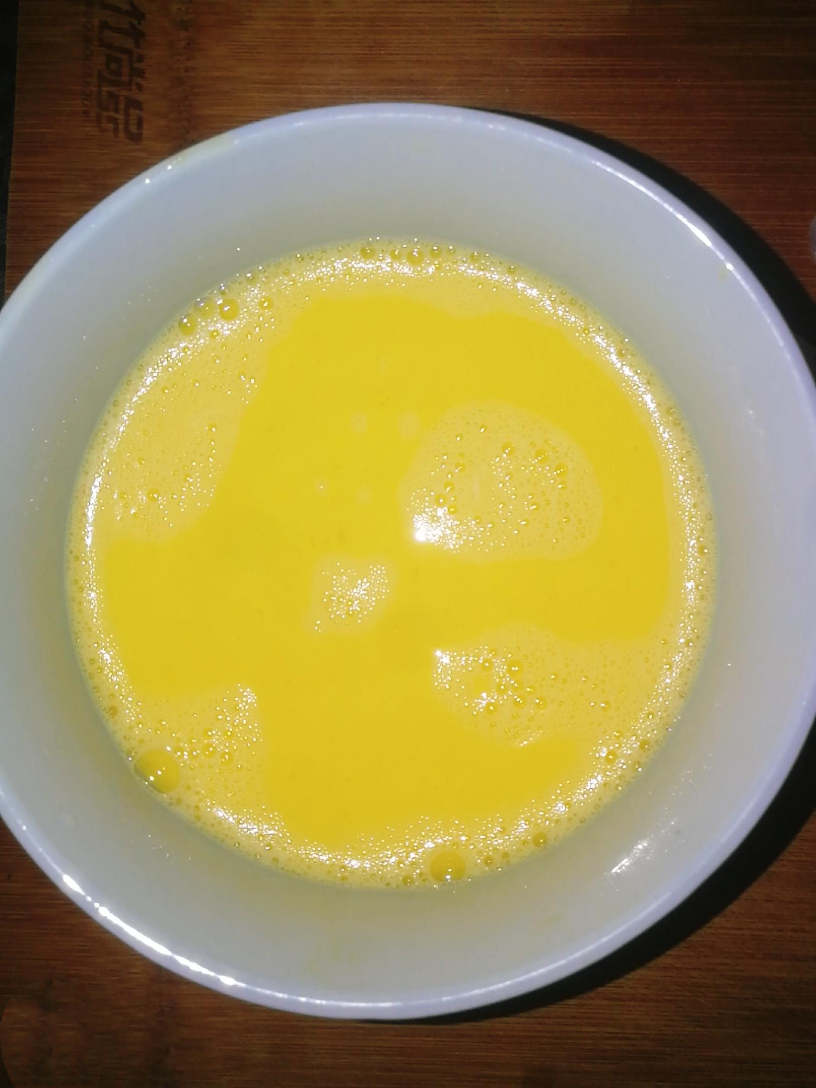 滑蛋蝦仁的做法-咸鮮味炒菜譜