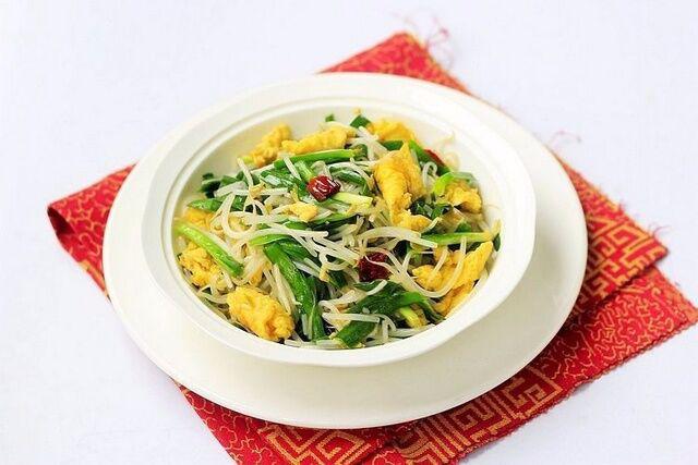 韭菜綠豆芽炒雞蛋的做法-家常味炒菜譜