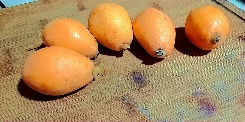 拔絲枇杷的做法-酸甜味拔絲菜譜