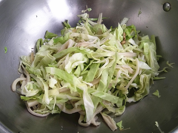 圓白菜燒杏鮑菇的做法-家常味燒菜譜