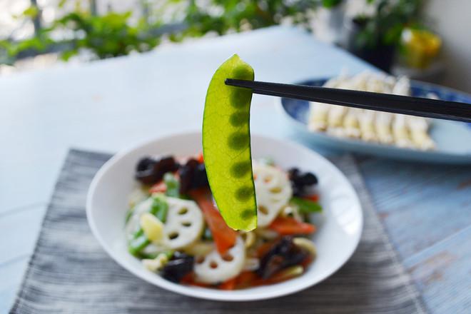 荷塘小炒的做法-咸鮮味炒菜譜