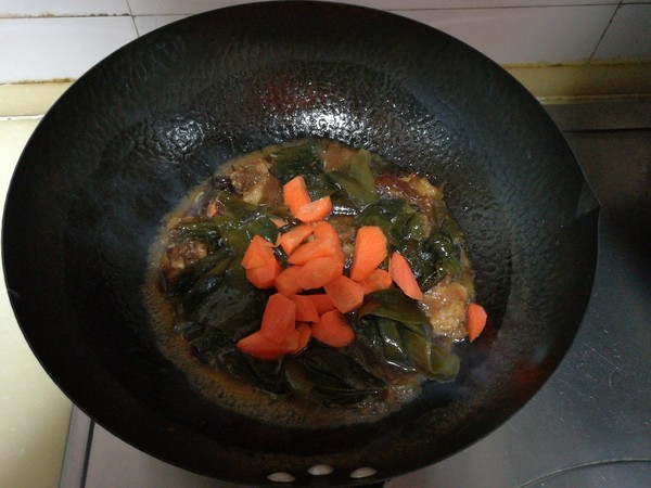 牛筋燉海帶扣的做法-家常味燉菜譜