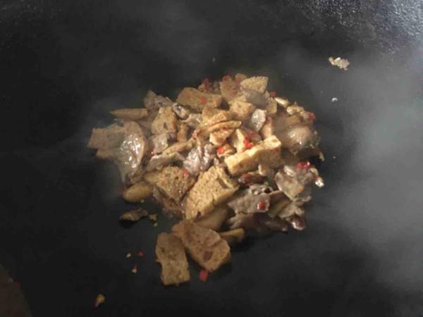 面筋炒肉的做法-香辣味炒菜譜