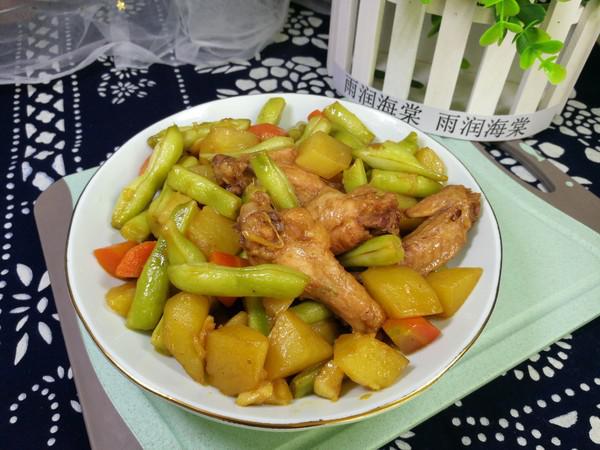 土豆豆角燉雞翅的做法-家常味燉菜譜