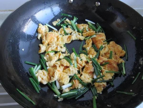 香蔥炒雞蛋的做法-家常味炒菜譜