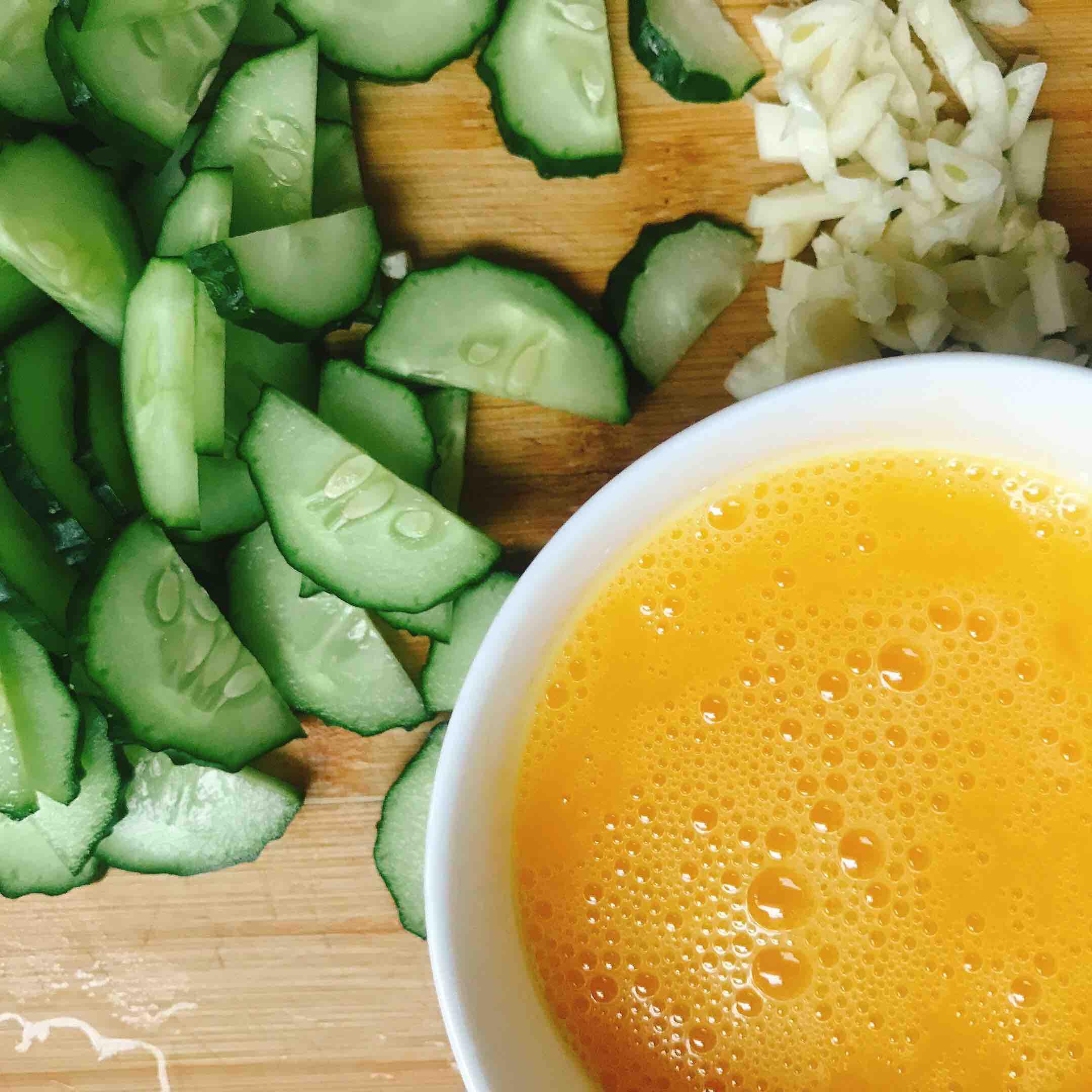 青瓜炒雞蛋的做法-家常味炒菜譜