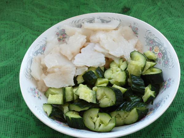 涼皮拌黃瓜的做法-酸甜味拌菜譜