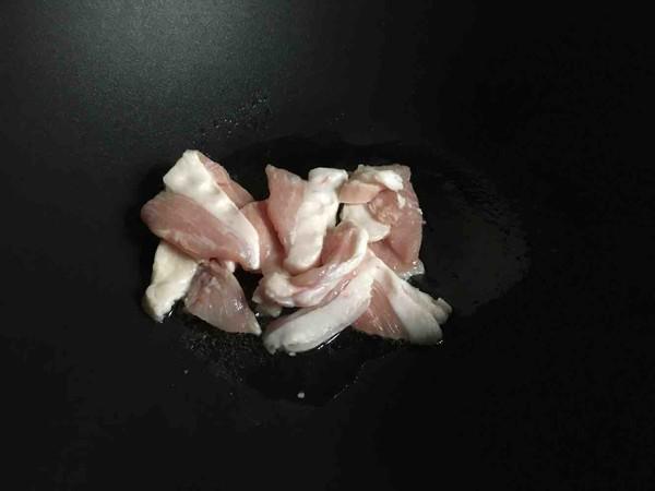 白菜幫炒肉的做法-香辣味炒菜譜-易網健康養生網 白菜幫炒肉的做法-香辣味炒菜譜