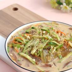 涼拌涼粉的做法-家常味拌菜譜