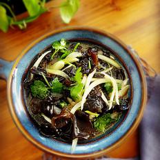 撈汁木耳的做法-咸鮮味拌菜譜