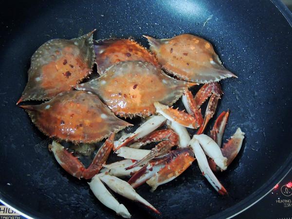 蔥姜炒梭子蟹的做法-家常味炒菜譜