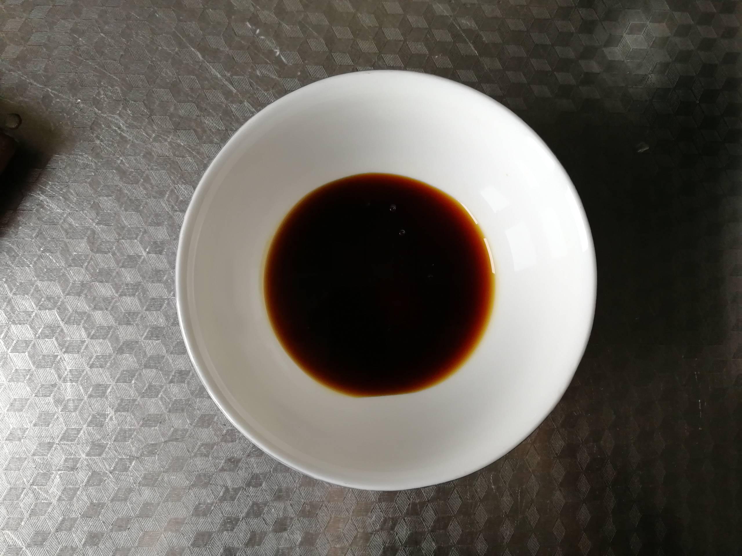 油淋茄子的做法-咸鮮味蒸菜譜