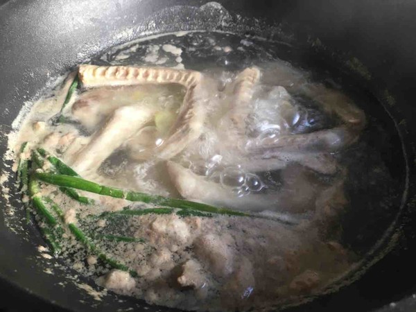 鹵鴨翅的做法-香辣味鹵菜譜-易網健康養生網 鹵鴨翅的做法-香辣味鹵菜譜