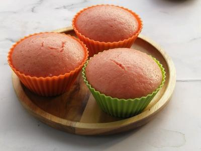 不揉面不醒面,香甜松軟的火龍果蒸糕的做法-甜味蒸菜譜