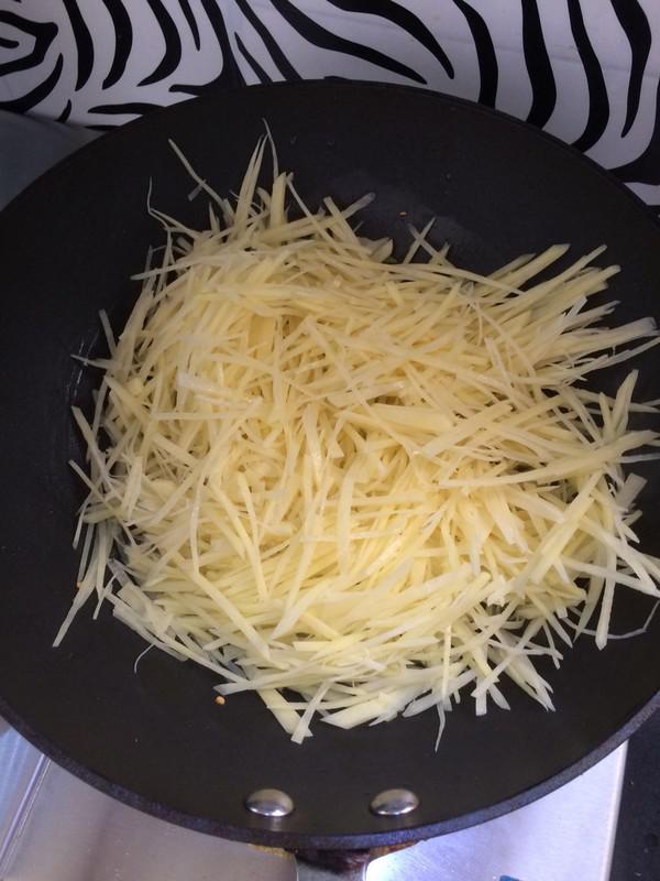 花椒土豆絲的做法-家常味炒菜譜