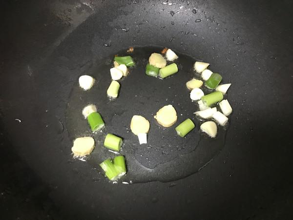 糖醋版溜肉段的做法-酸甜味熘菜譜-易網(wǎng)健康養(yǎng)生網(wǎng) 糖醋版溜肉段的做法-酸甜味熘菜譜