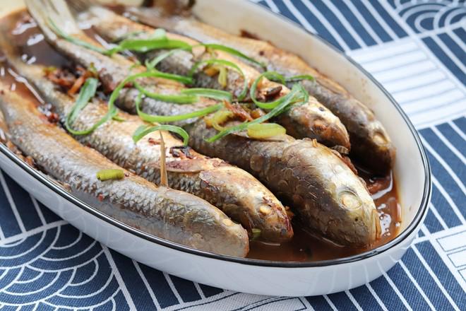醬燜梭魚(yú)的做法-咸鮮味燉菜譜