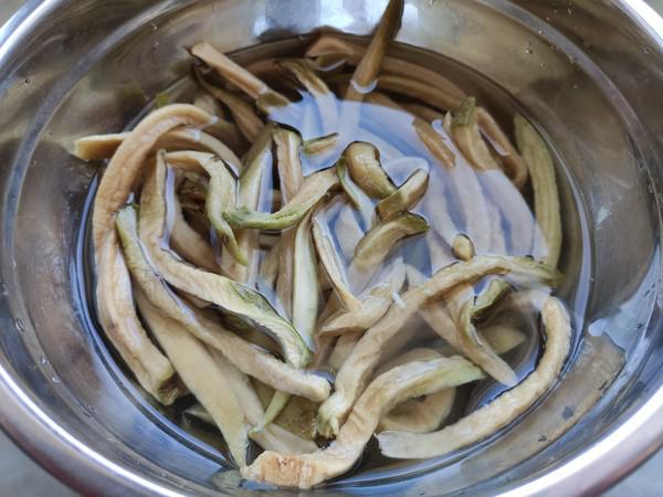 拌蘿卜干的做法-香辣味拌菜譜