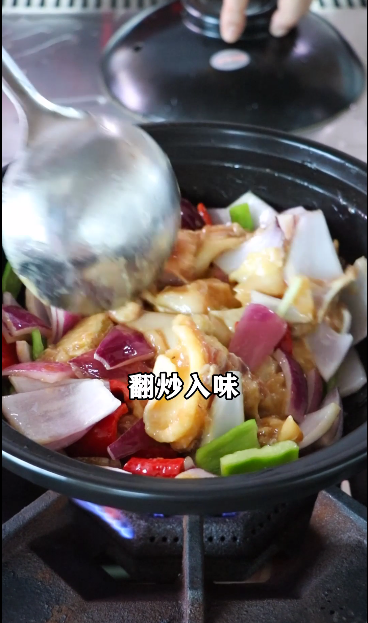 海南滑雞煲的做法-咸鮮味煲菜譜