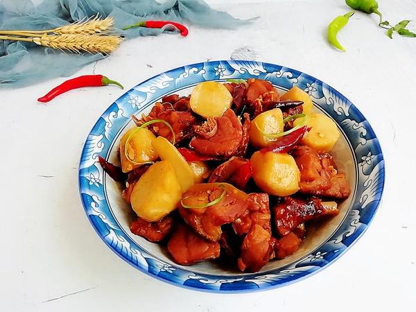 臘鴨燜芋頭的做法-香辣味燜菜譜-易網(wǎng)健康養(yǎng)生網(wǎng) 臘鴨燜芋頭的做法-香辣味燜菜譜