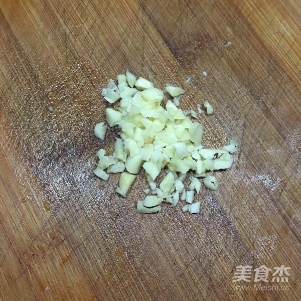 西芹炒肉片的做法-家常味炒菜譜