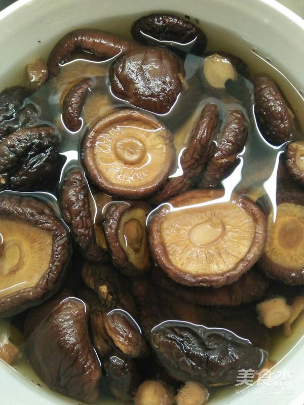 香菇釀肉的做法-咸鮮味煮菜譜