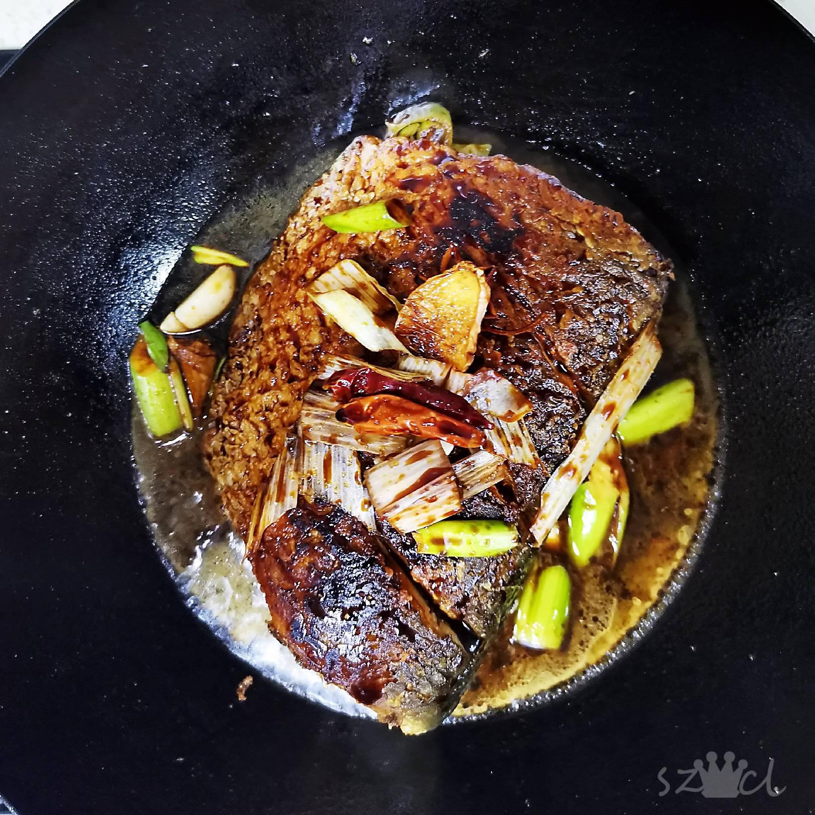 家常紅燒魚的做法-咸鮮味燉菜譜