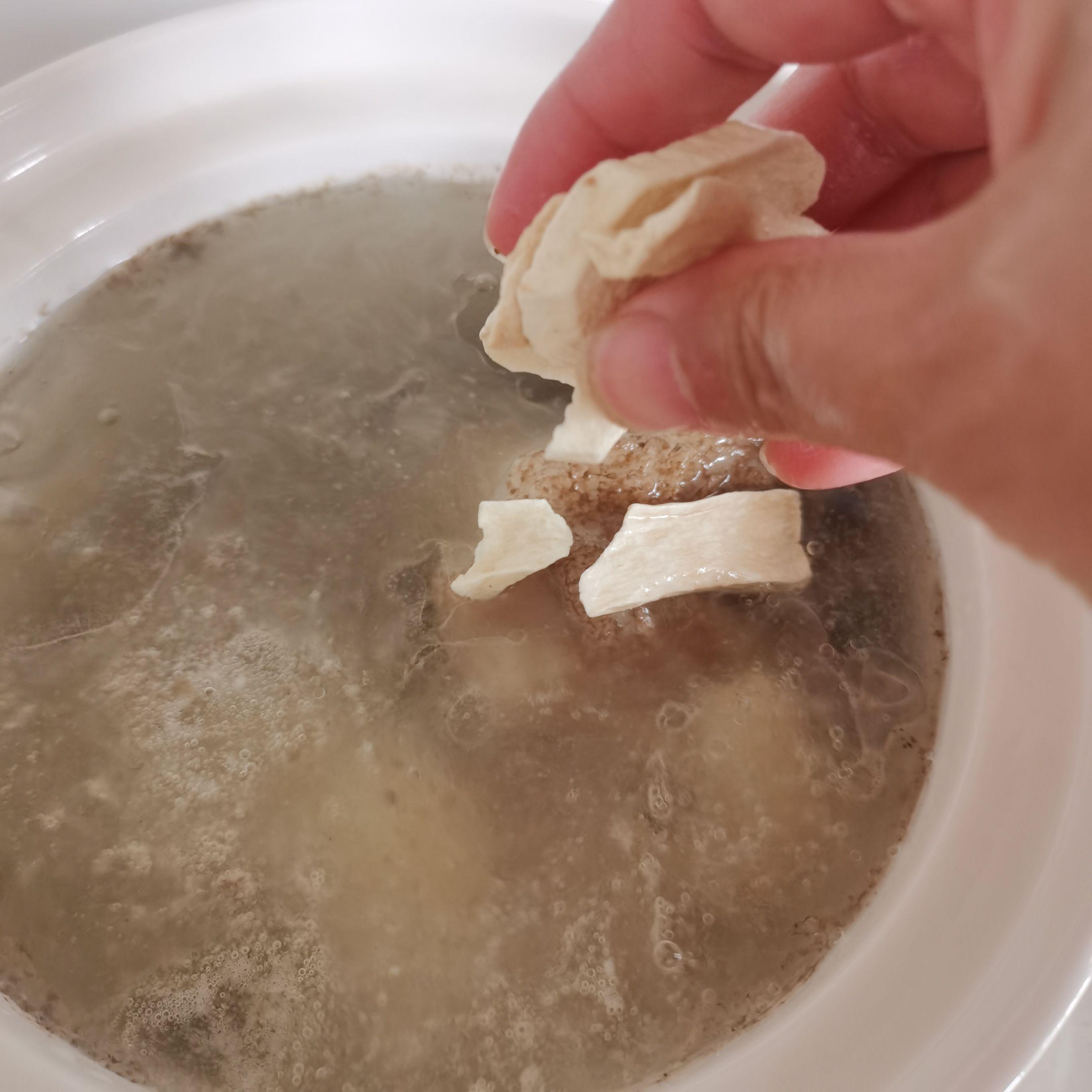 胡蘿卜玉米大骨湯的做法-家常味燉菜譜