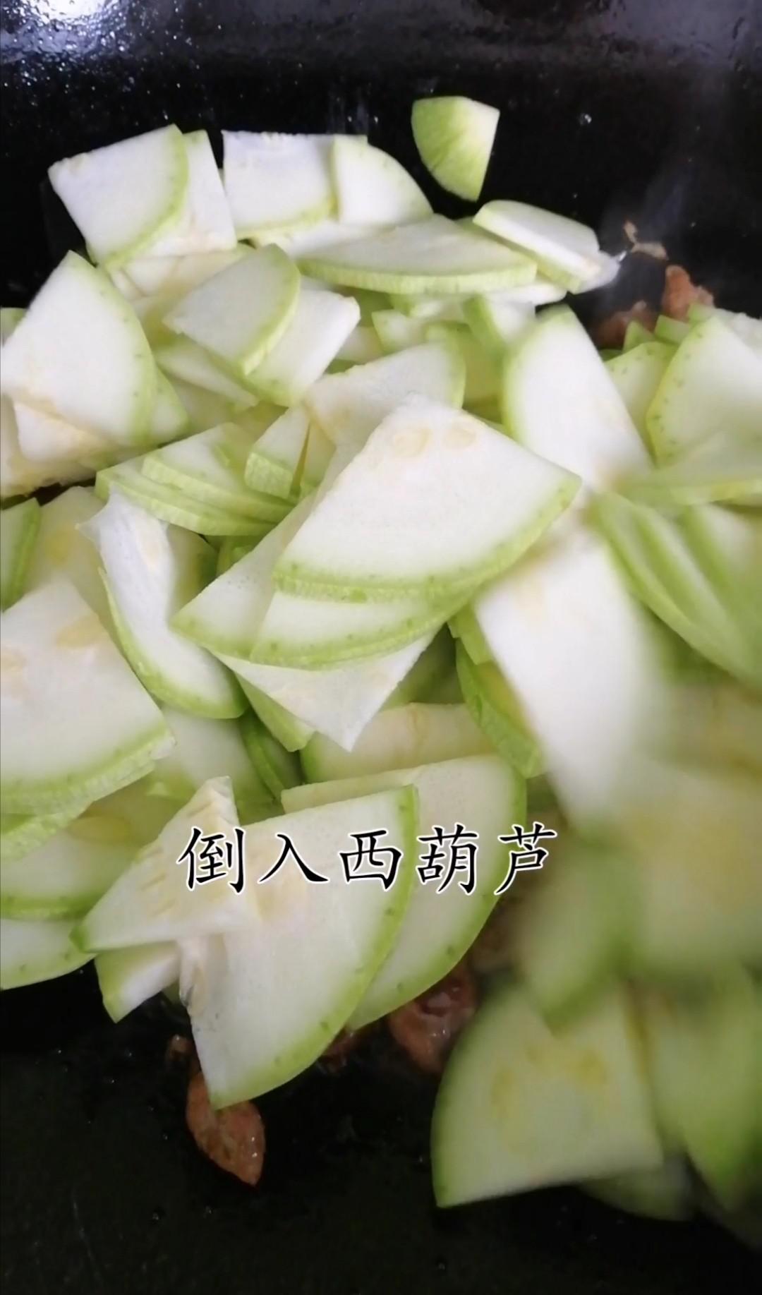 西葫蘆炒肉片的做法-家常味炒菜譜